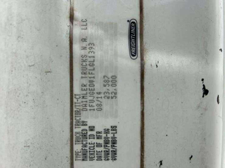 2015-freightliner-cascadia-125-image-5