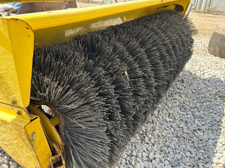 john-deere-60-image-9