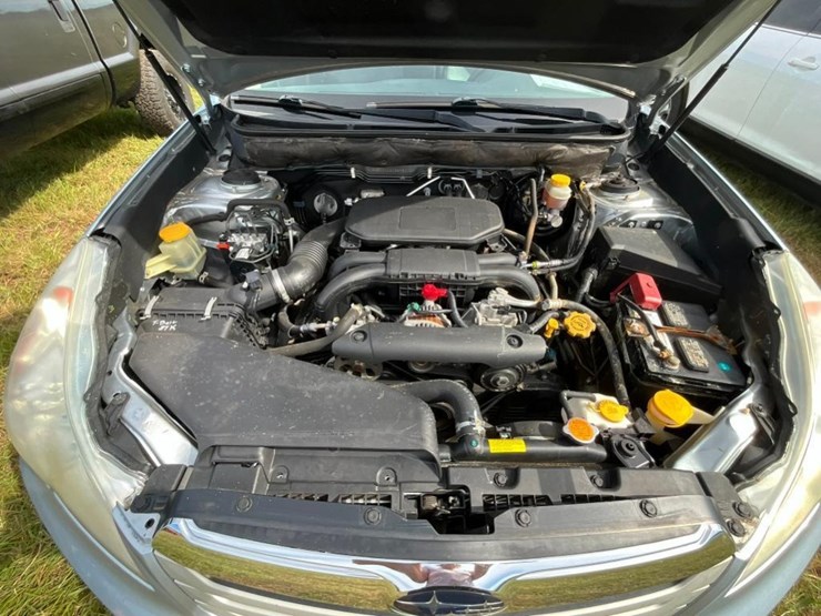 2012-subaru-outback-(at,-awd,-2.5l,-miles-image-22