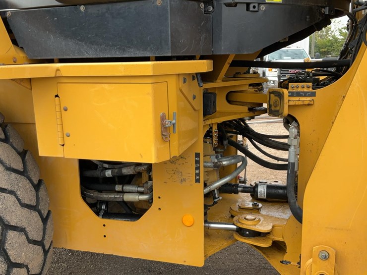 2013-caterpillar-924k-image-60