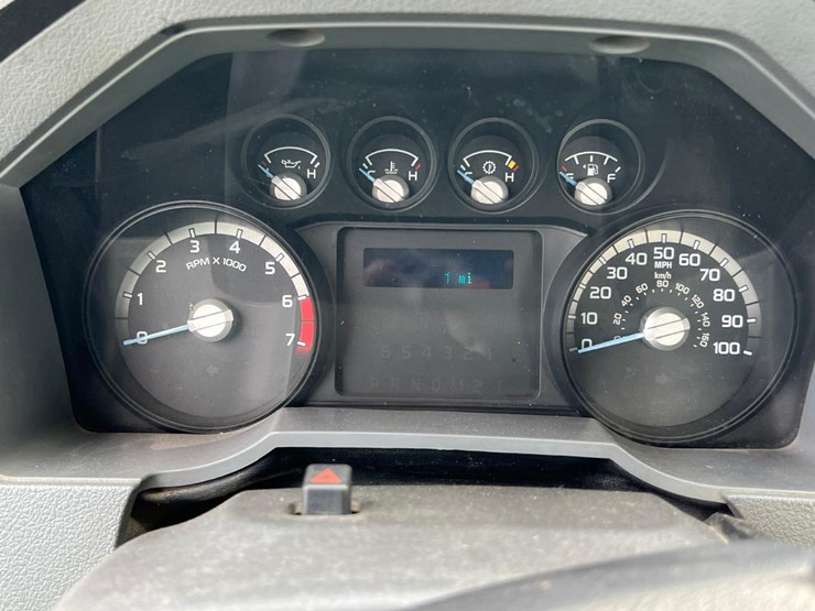 2012-ford-f350-image-24