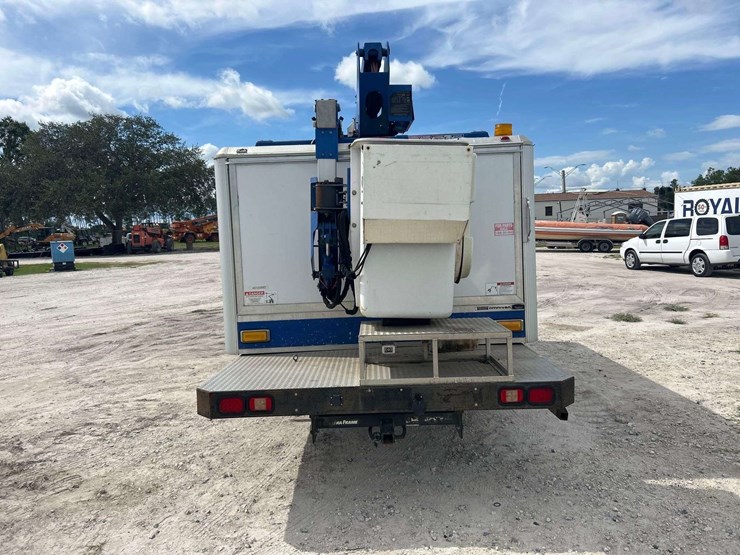 2015-ram-5500-versalift-sst-40ne-40ft-sign-bucket-truck-image-27