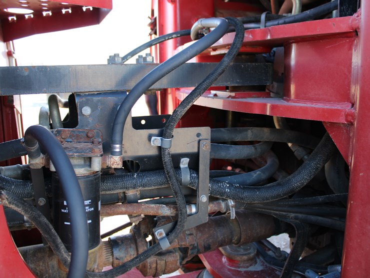 international-4100-image-55