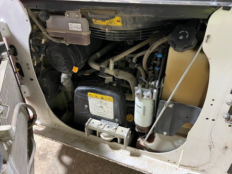 2023-bobcat-t66-image-16