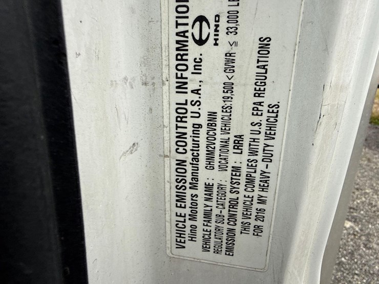 2016-hino-258-image-14