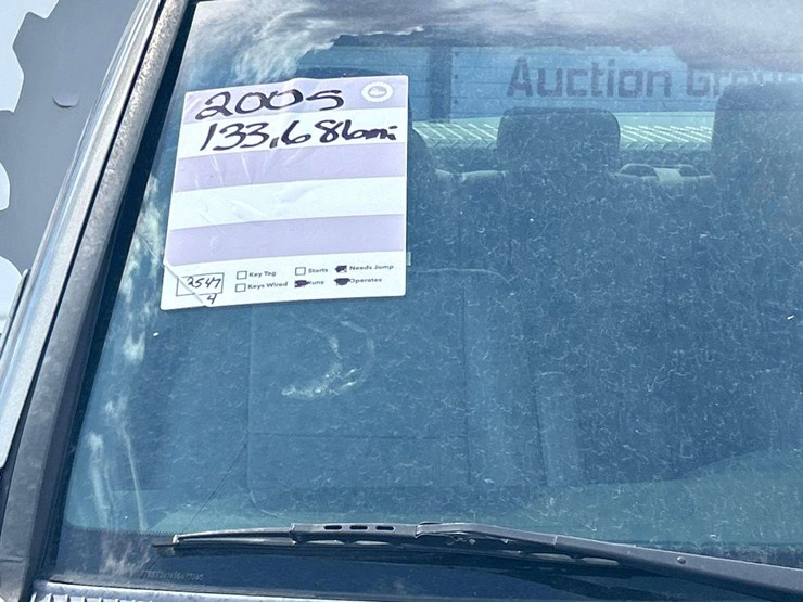 2005-toyota-tundra-image-24