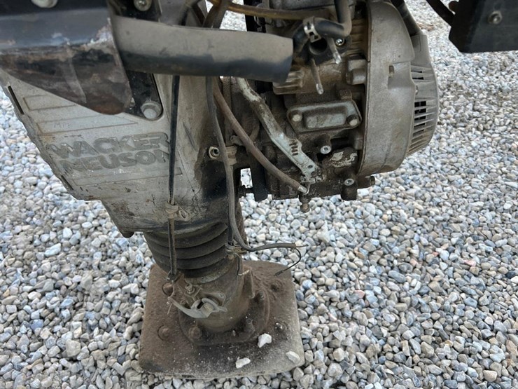 wacker-neuson-bs50-4s-image-9