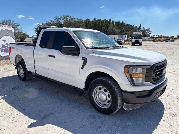 2023-ford-f150-image-2