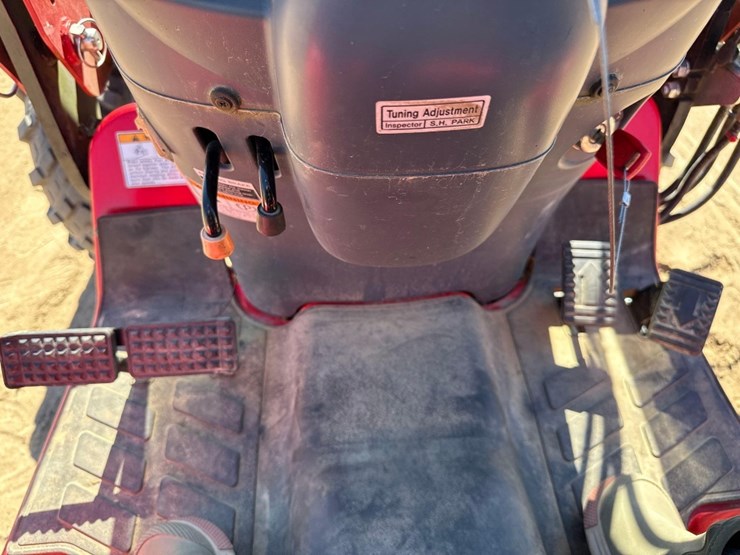 rural-king-rk25h-tractor-image-24