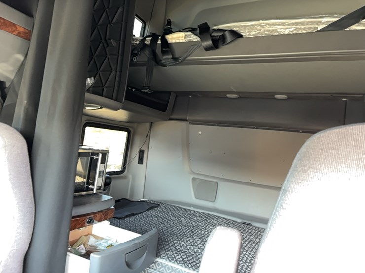 2021-international-lt-image-18