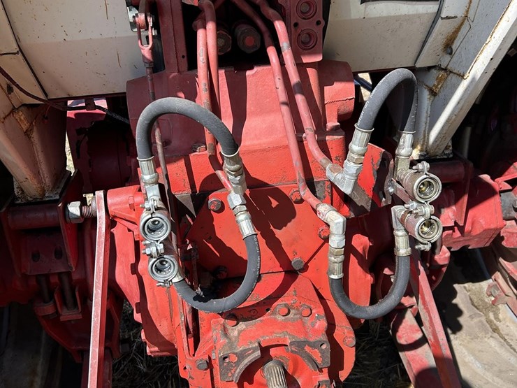 international-1066-image-24