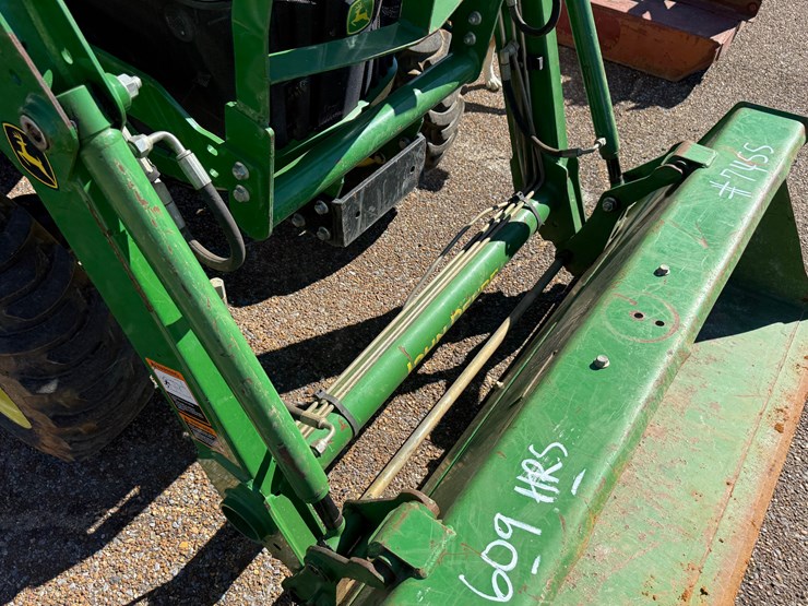 john-deere-3025e-image-13