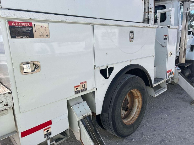 2013-international-workstar-7400-image-27