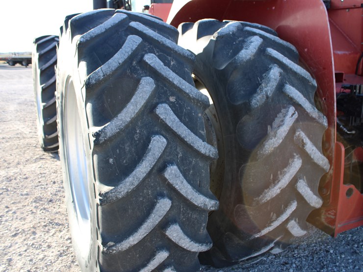 international-4100-image-40