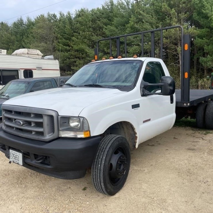 2004 FORD F550