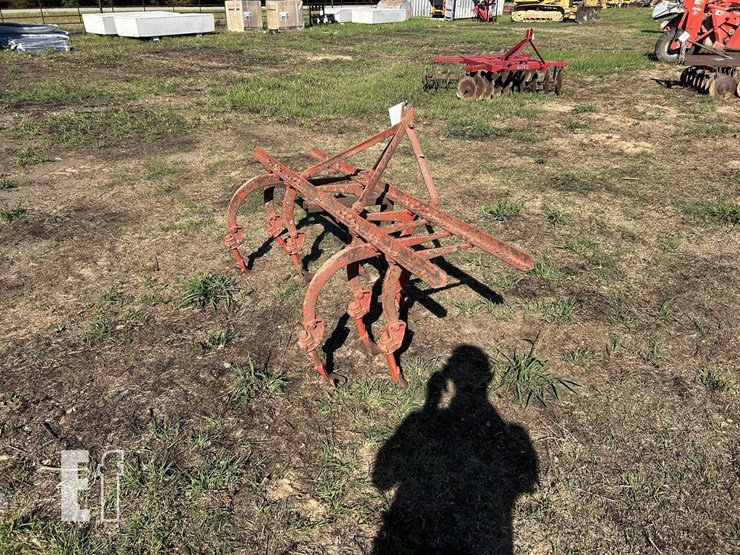 9-shank-subsoiler-image-3