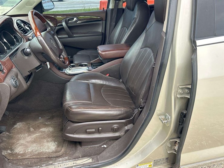 2013-buick-enclave-image-14