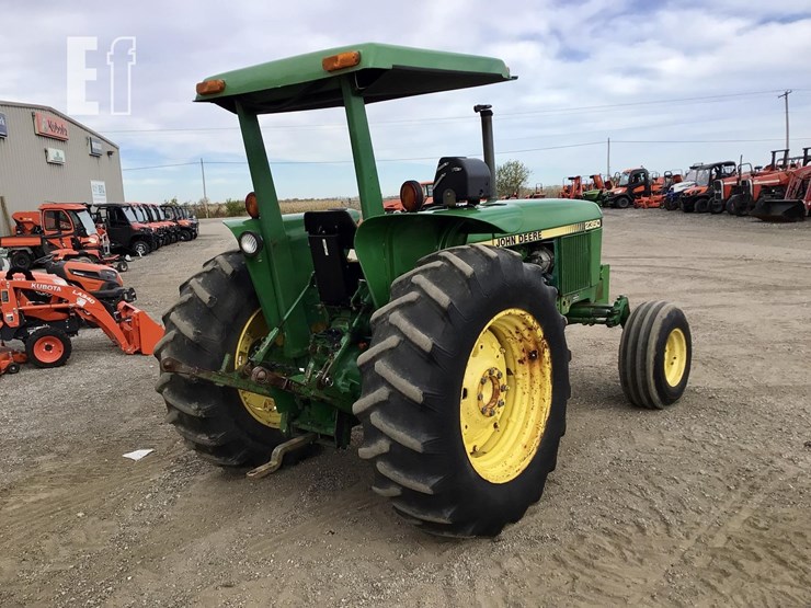 1985-john-deere-2350-image-6