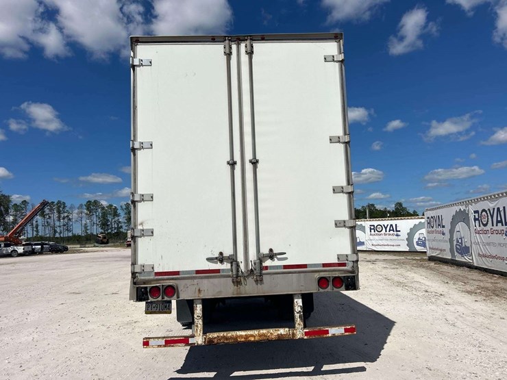 2009-utility-van-image-15