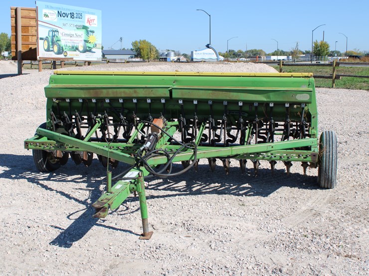 john-deere-8200-image-21