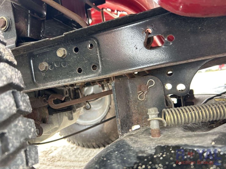 2019-troy-bilt-pony-42x-42in-riding-mower-image-13