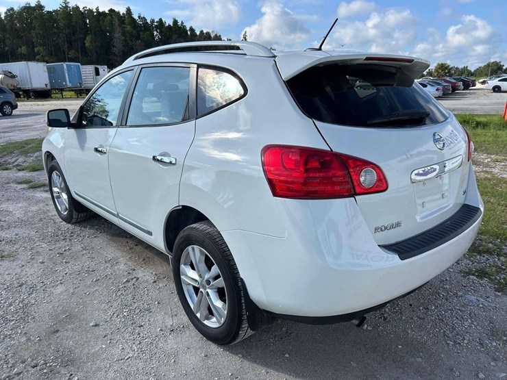 2014-nissan-rogue-image-4