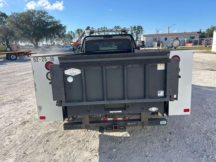 2015-ford-f350-image-25