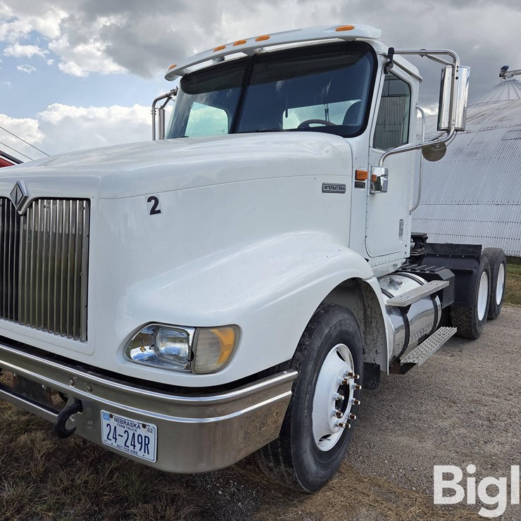 2001 INTERNATIONAL 2001