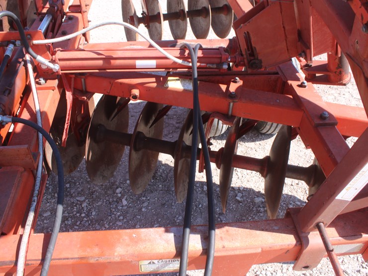 #2049-•-disc-image-14