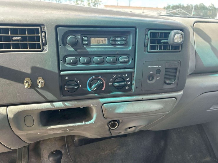 2003-ford-f350-image-15