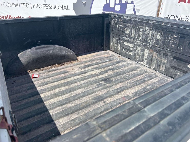 2017-ford-f150-image-22