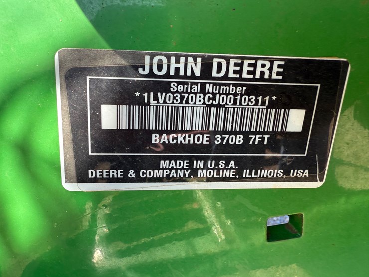 john-deere-3025e-image-37