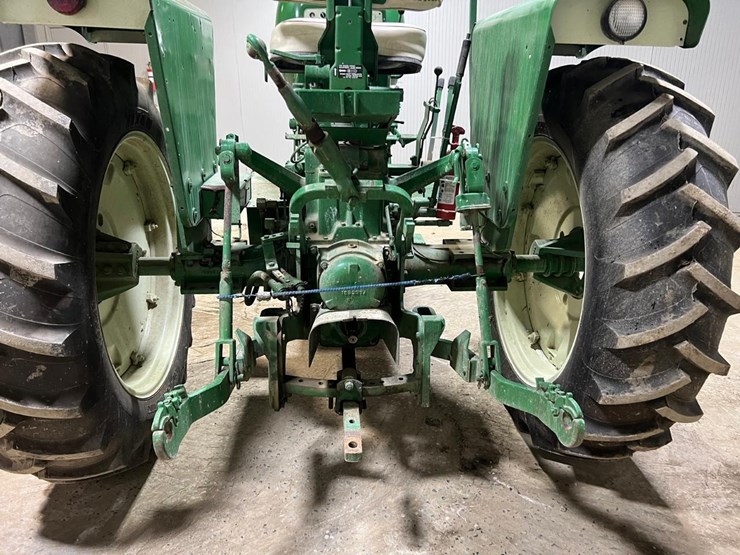 1966-oliver-1650-image-13