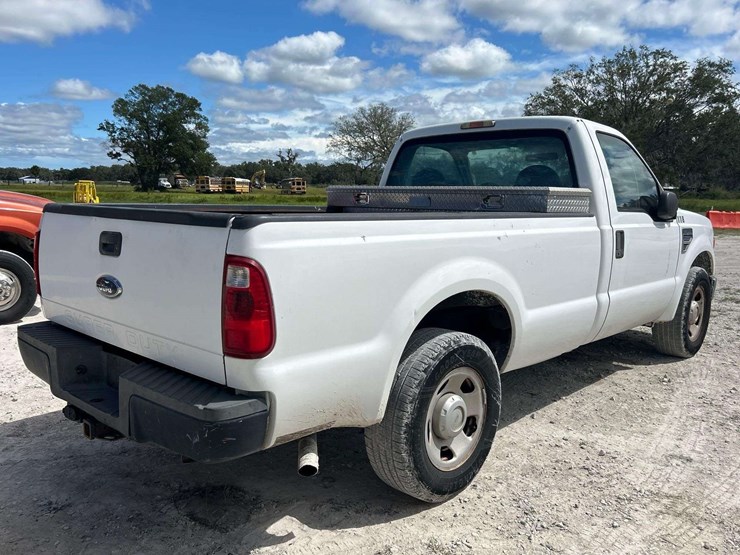 2008-ford-f350-image-3