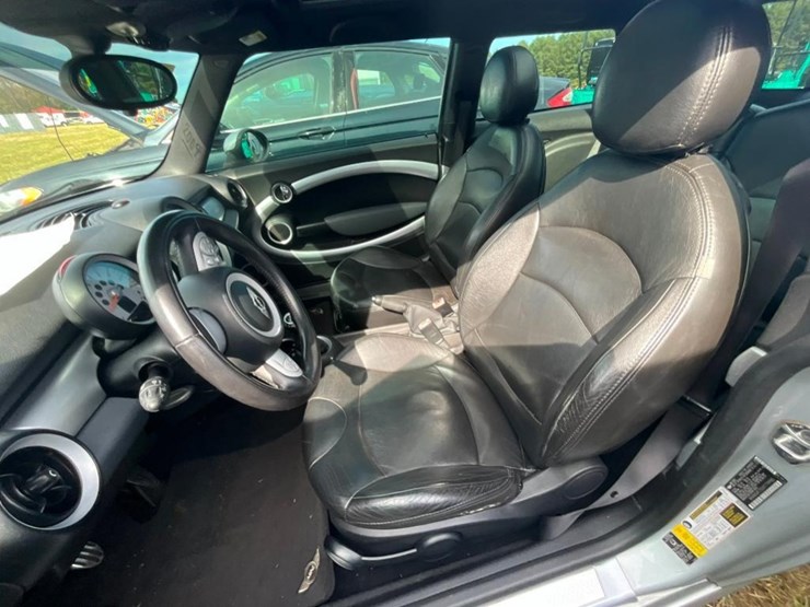 2009-mini-cooper-s-(6-spd,-miles-read-188830,-image-13