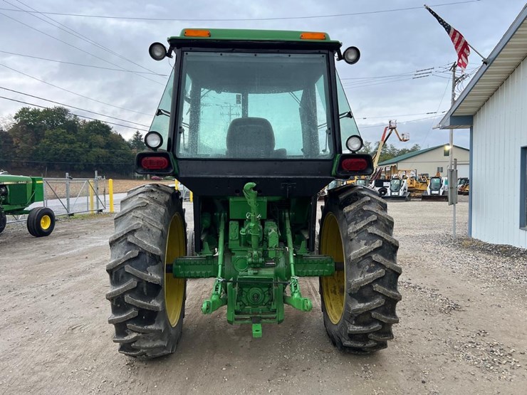 john-deere-4040-image-4