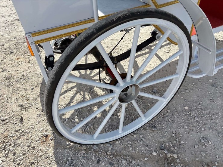 2025-spirit-carriage-cart-image-26