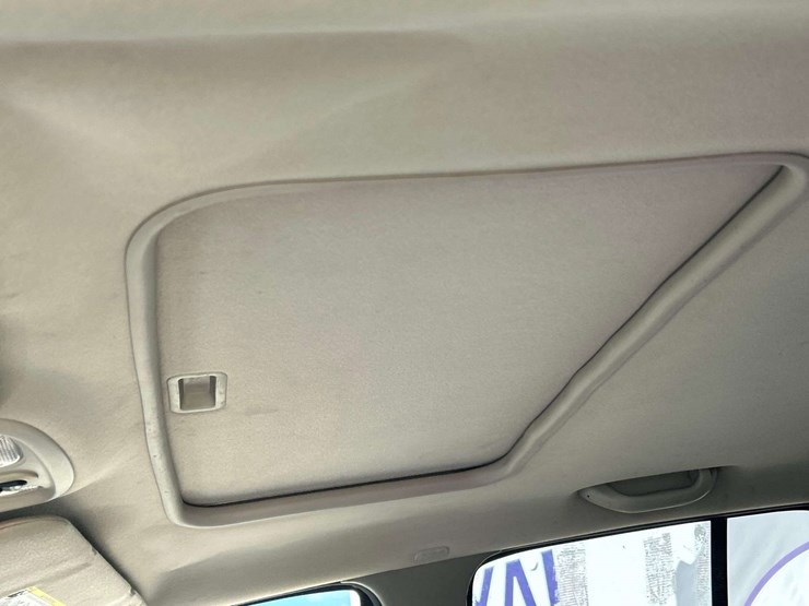 2004-jeep-liberty-image-21