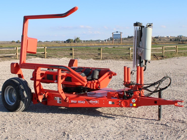 #2097-•-#2097--kuhn-rw1610-single-bale-wrapper-with-twin-wrapper,-monitor,-great-shape-with-low-use!-image-9