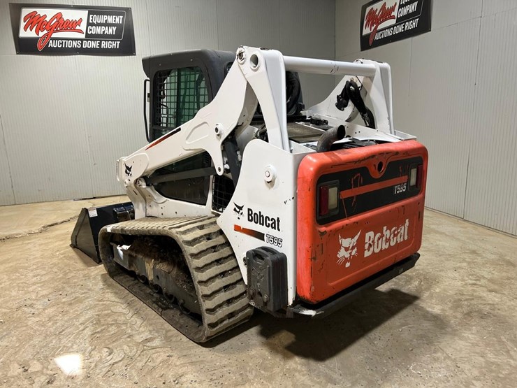 2016-bobcat-t595-image-3