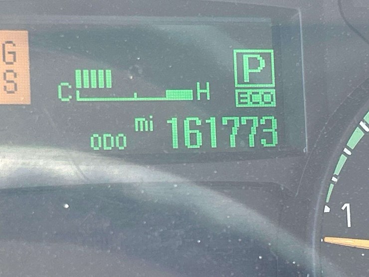 2016-mitsubishi-fuso-fec52s-image-6