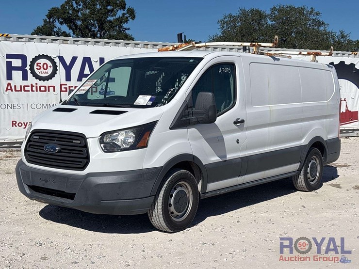2018-ford-transit-image-1