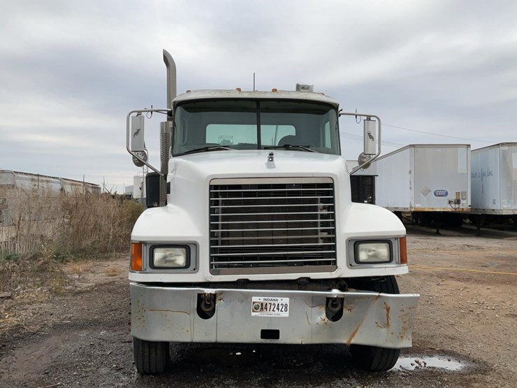 2004-mack-chn613-image-7