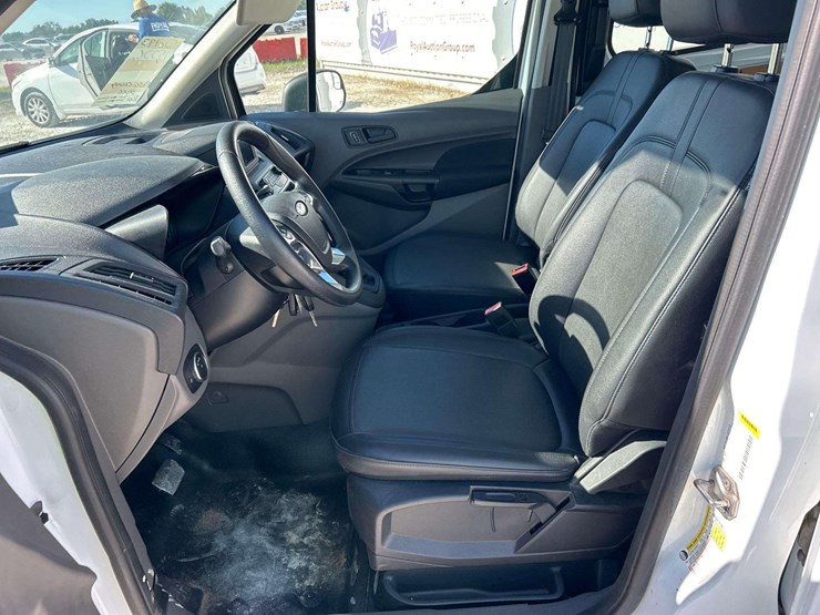 2019-ford-transit-connect-image-12