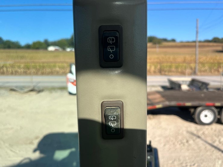 john-deere-3420-image-29