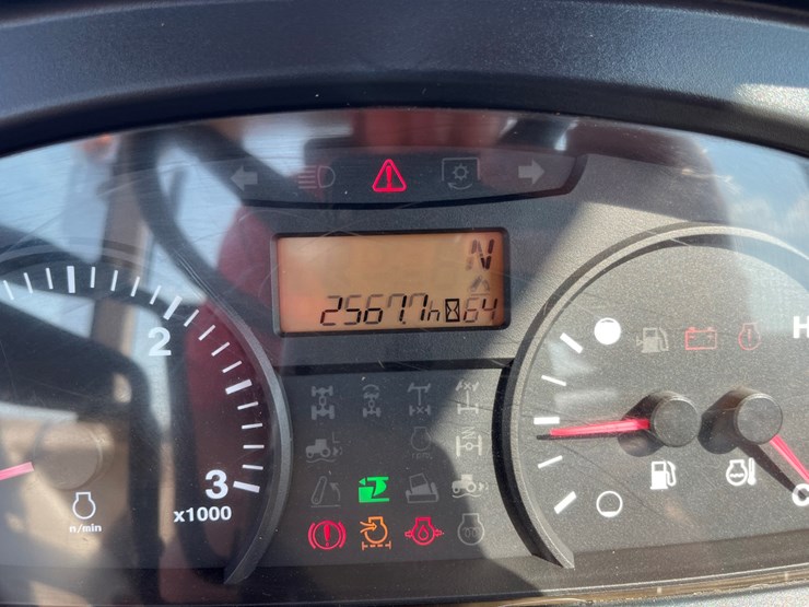 2012-kubota-m135x-image-20