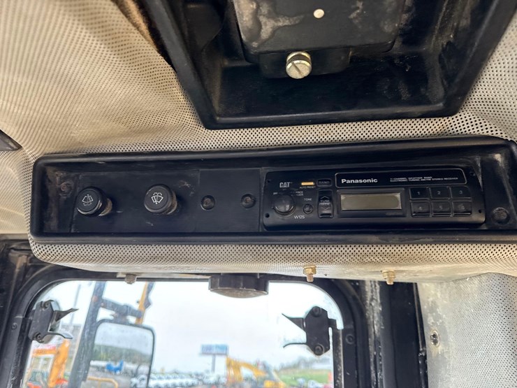 caterpillar-988f-image-15