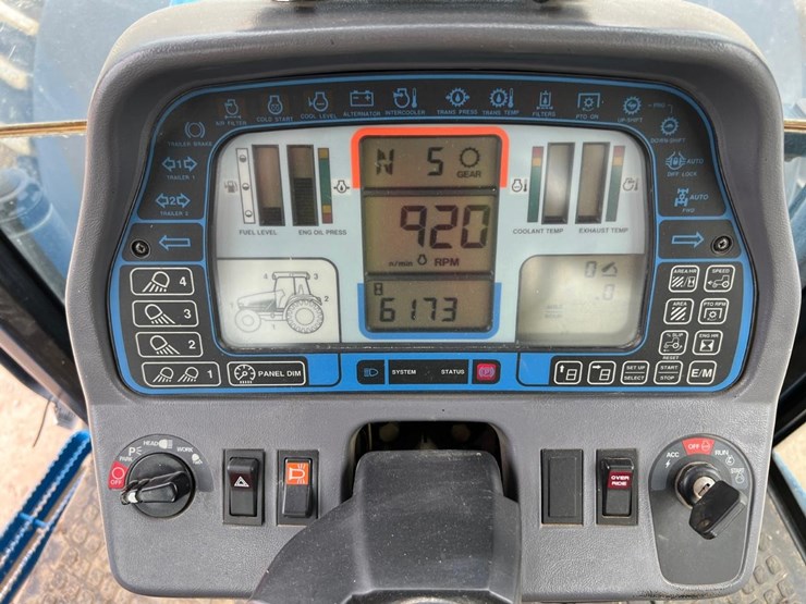 new-holland-8770-image-27