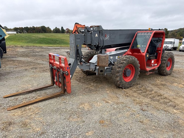 2017-skyjack-sj1256ths-image-1