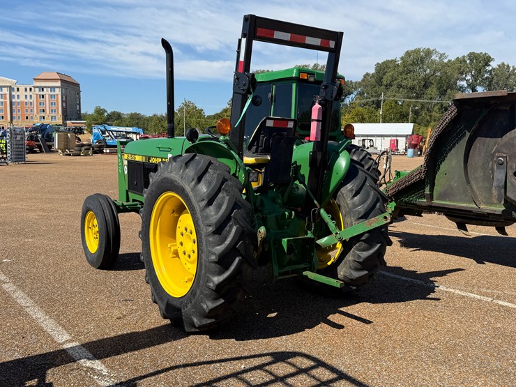 john-deere-2155-image-6